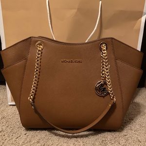 Michael Kors Jet Set Travel Luggage LG Chain Tote